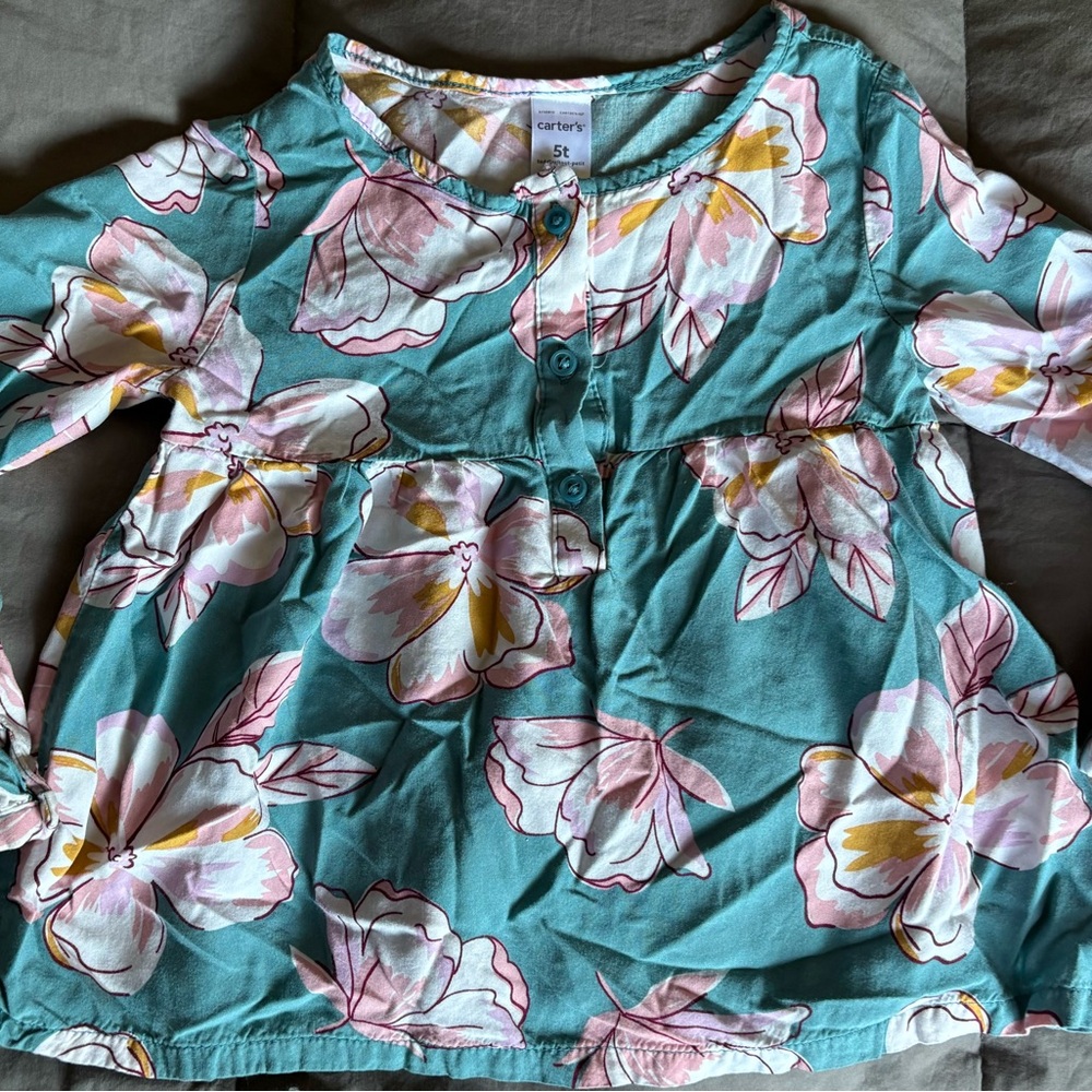 Toddler long sleeve thin fabric blouse size 5T